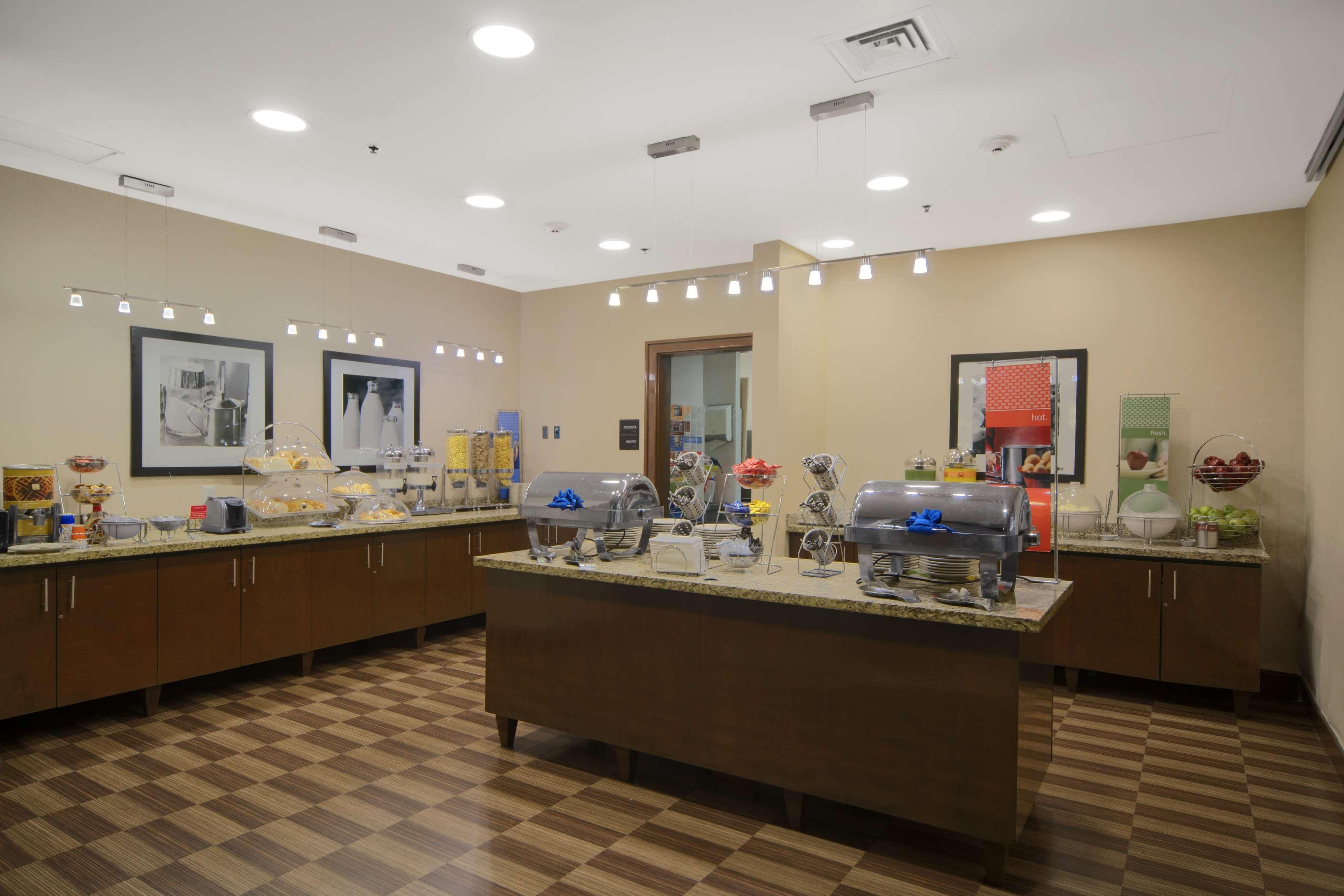 Hampton Inn & Suites Mexico City - Centro Historico Zewnętrze zdjęcie