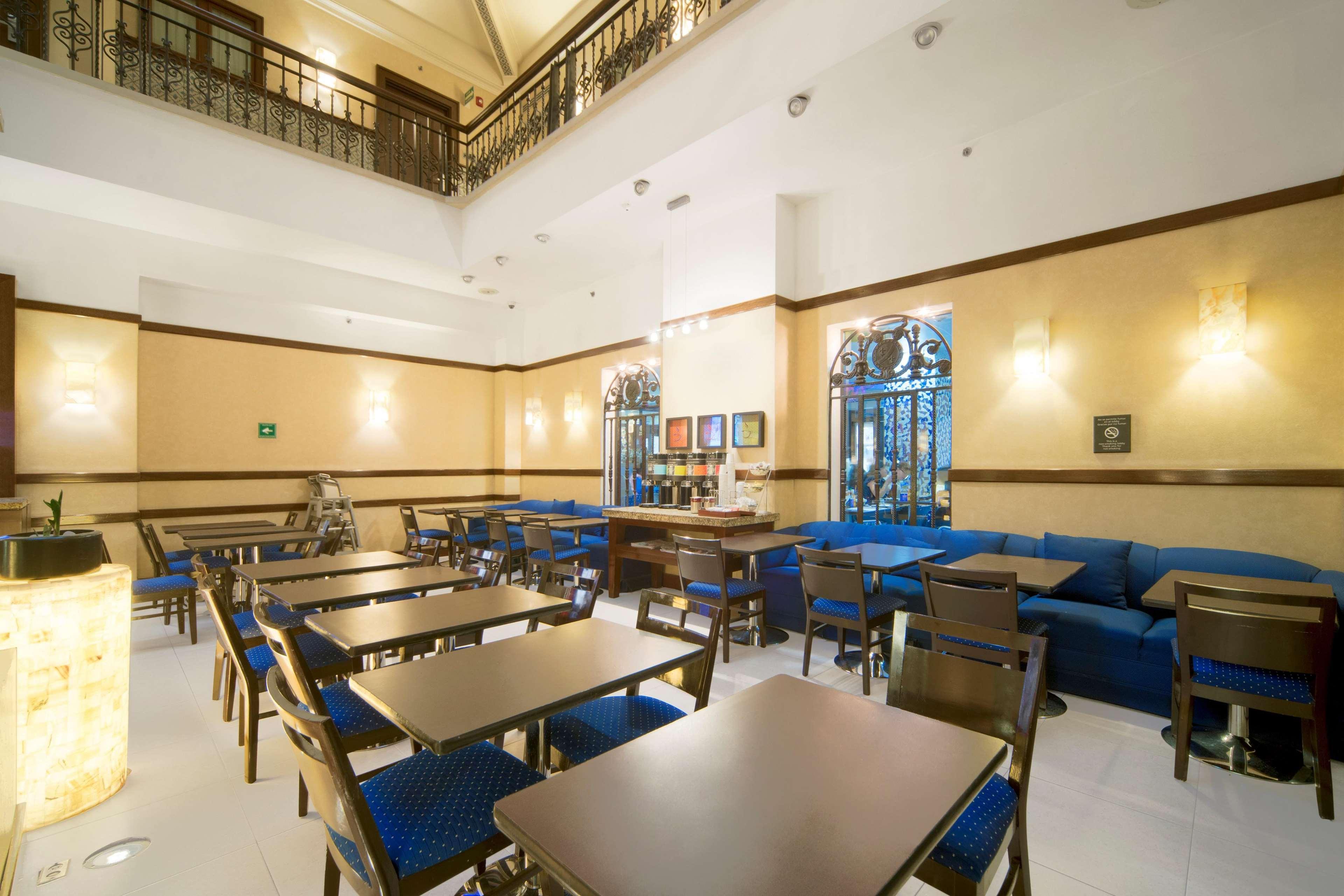 Hampton Inn & Suites Mexico City - Centro Historico Zewnętrze zdjęcie