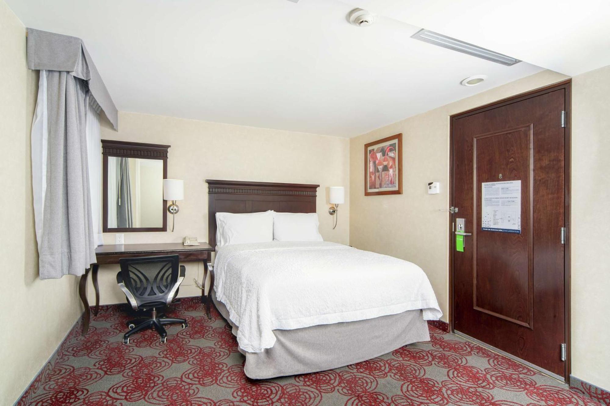 Hampton Inn & Suites Mexico City - Centro Historico Zewnętrze zdjęcie