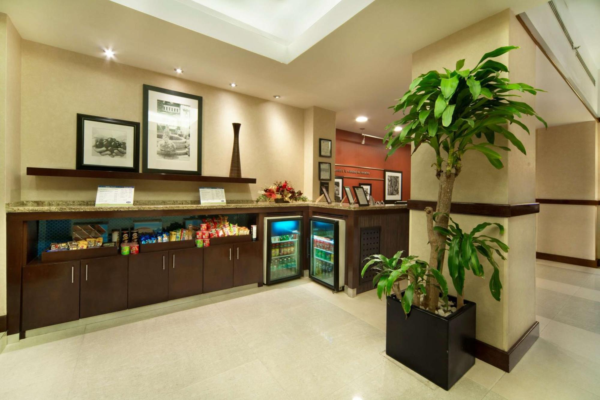 Hampton Inn & Suites Mexico City - Centro Historico Zewnętrze zdjęcie